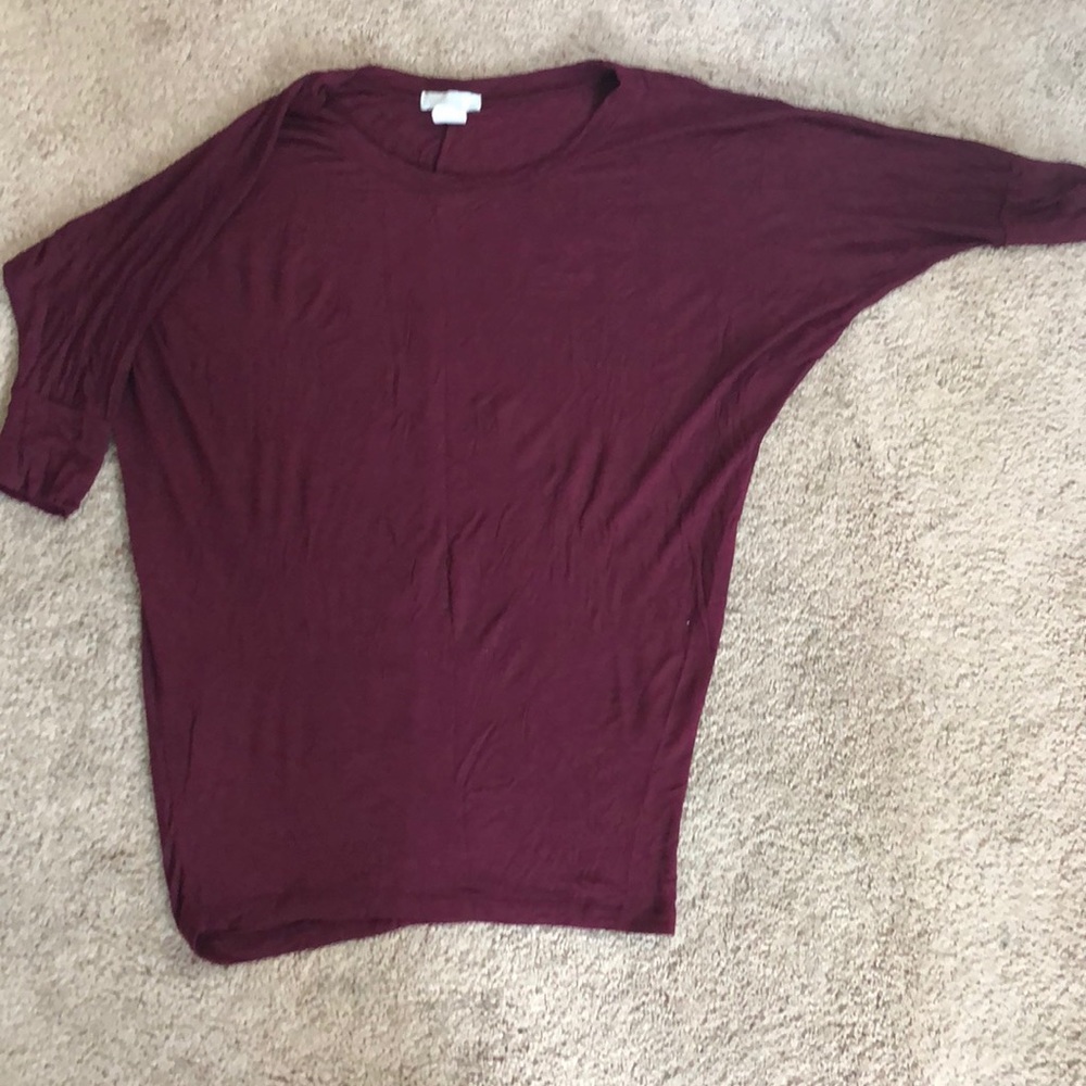 Oversized burgendy shirt!